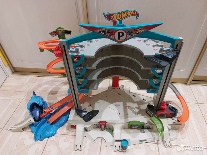Гараж HotWheels Парковка Тачки Автотрасса Динозавр