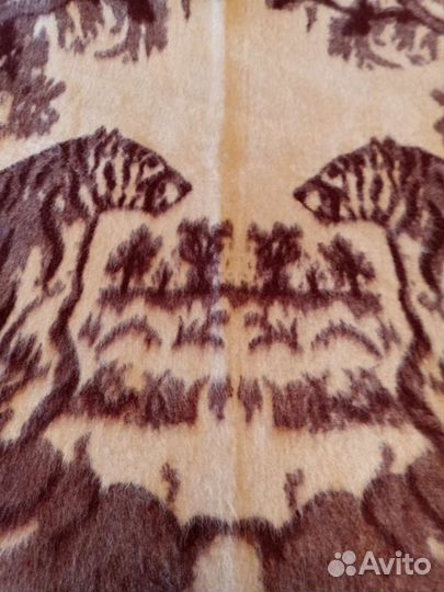 Одеяло ч/ш СССР и Плед махеровый 100