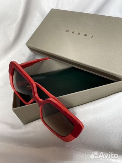 Солнцезащитные очки Marni новые