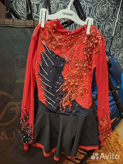 Платье для фигурного катания