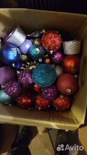 Елочные игрушки в большом количестве новые