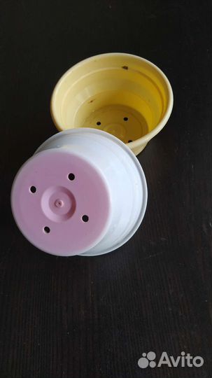 Горшки под фиалки пластик