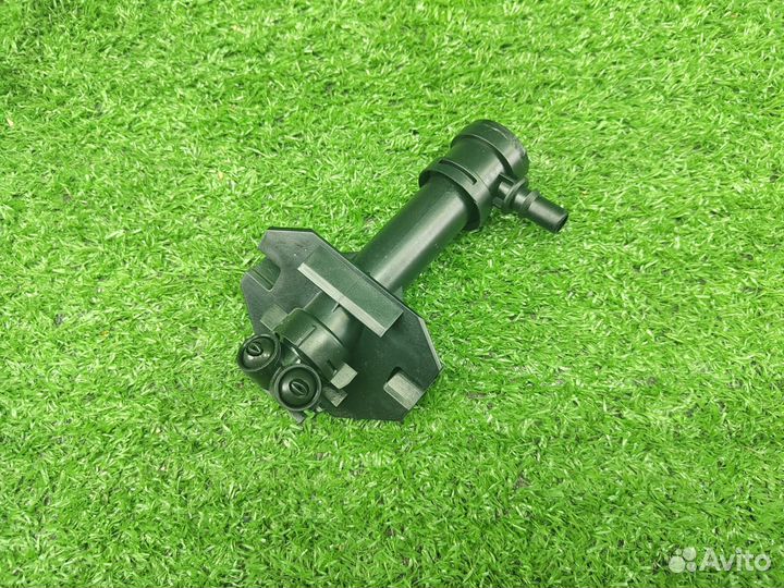 Форсунки омывателя фар правая Audi Q3 8U VAG