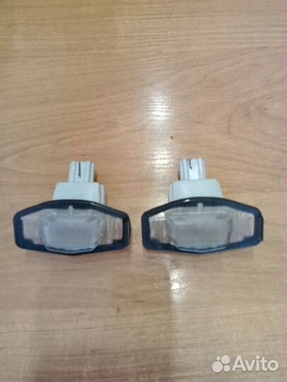 Плафон подсветки номера (фонарь) задний Honda