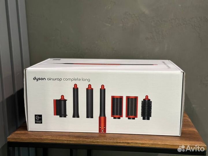 Cтайлер Dyson HS-05-красный подарочный