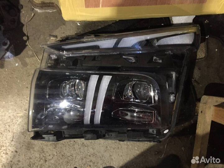 Фара передняя левая Хендай Санта Фе 4 TM LED