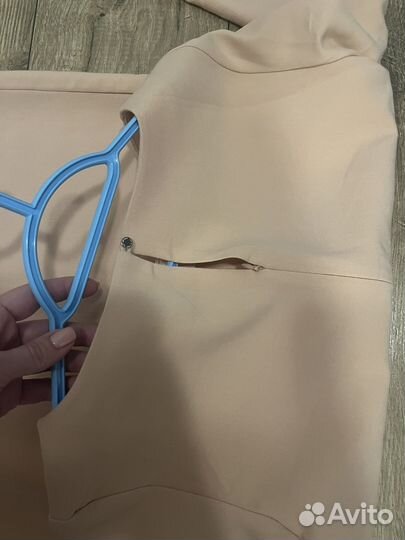 Платье новое 42