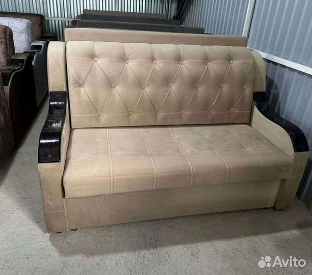 Прямой мини диван на заказ