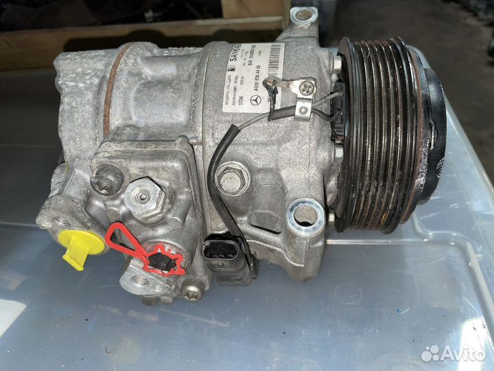 Компрессор кондиционера Mercedes w205 C-class