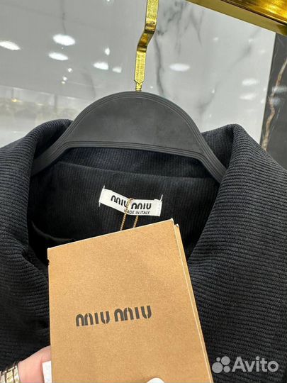 Крутой костюм miu miu