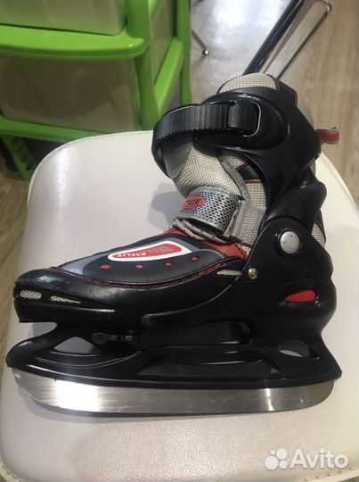 Коньки хоккейные