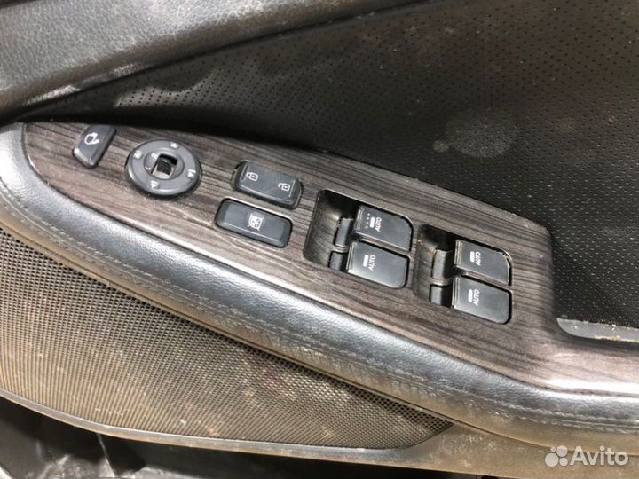 Обшивка двери передняя правая Kia Optima 3 До