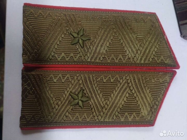 Погоны генерала