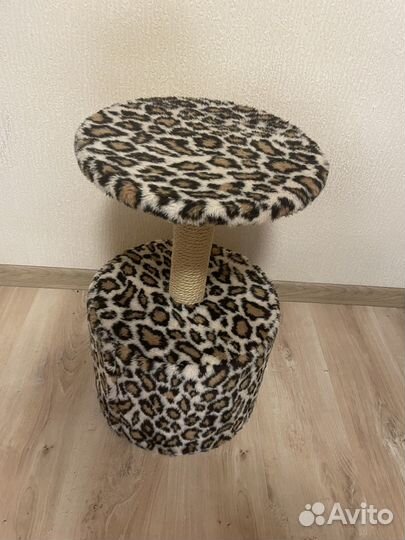 Домик для кошки с когтеточкой