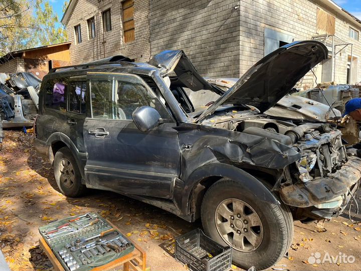 Разбор Митсубиси Паджеро Mitsubishi Pajero