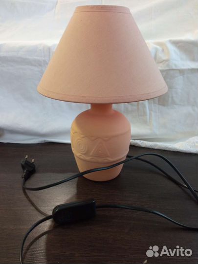 Лампа настольная