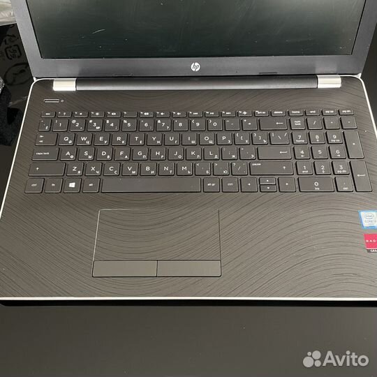Ноутбук HP 15-bs516ur