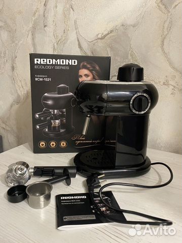 Новая кофеварка Redmond RCM-1521