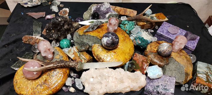 Минералы для коллекции и изделия из камня