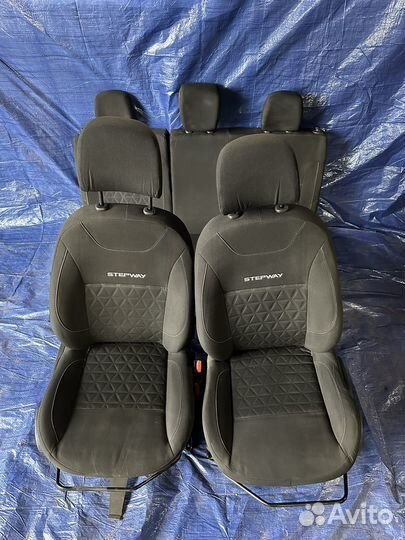 Сидения Renault Sandero Stepway 2