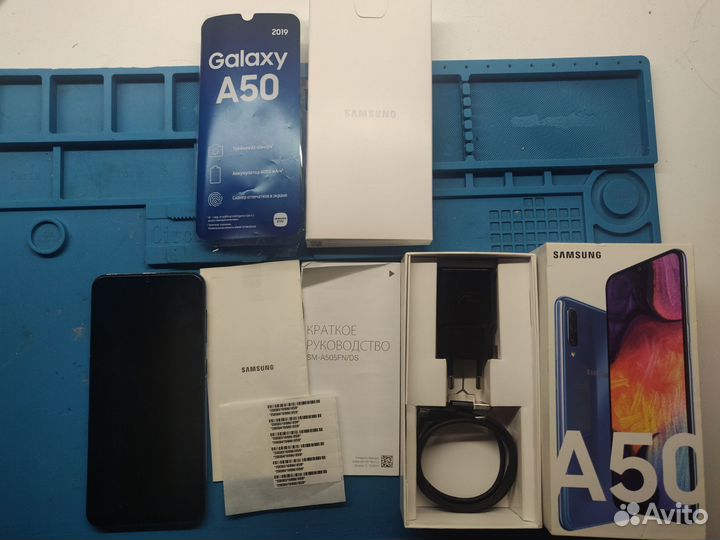 Samsung Galaxy A50, 4/64 ГБ