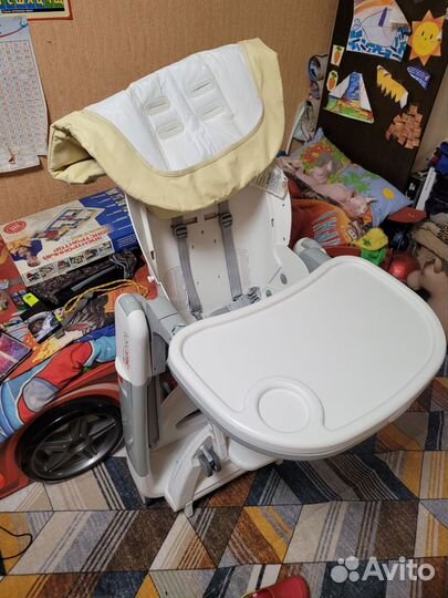 Стульчик для кормления Peg Perego Tatamia follow