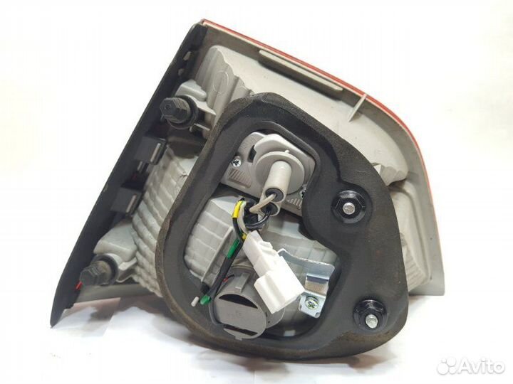 Фонарь крышки багажника задний левый Hyundai Ix35