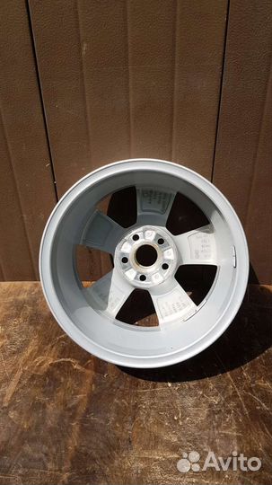 Диск Литой R15 Skoda Rapid 1