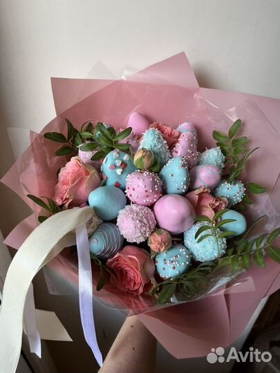 Букеты из клубники в шоколаде