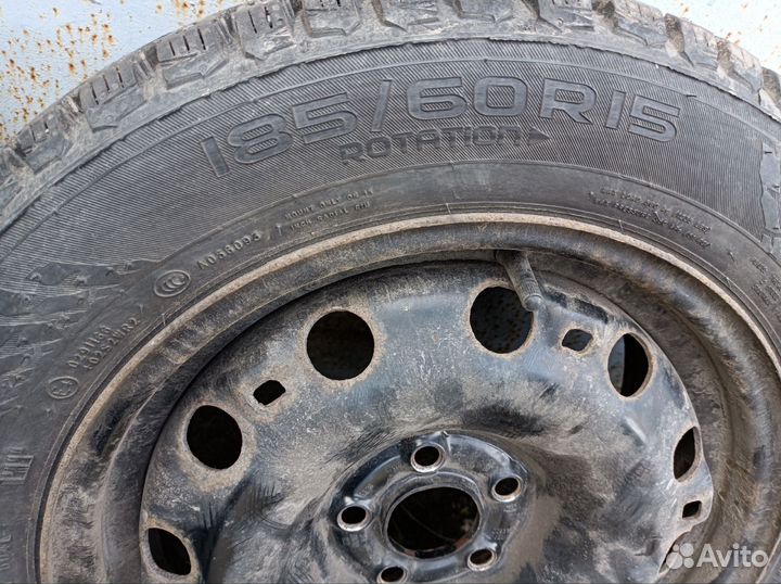 Nokian Tyres Hakkapeliitta 9 185/60 R15