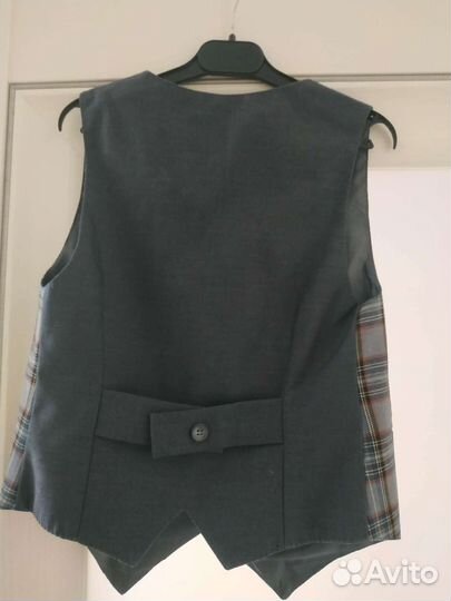 Жилетка для мальчика школьная 128