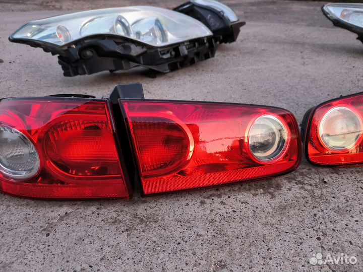 Renault Laguna 2 фонари задние комплект