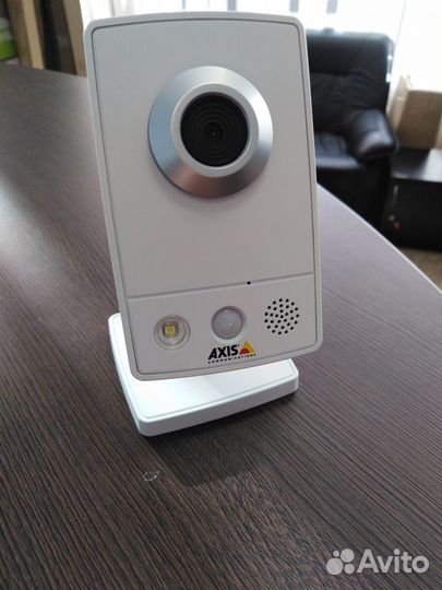 Камера axis М 1031-W, М 1034-W, axis P5512