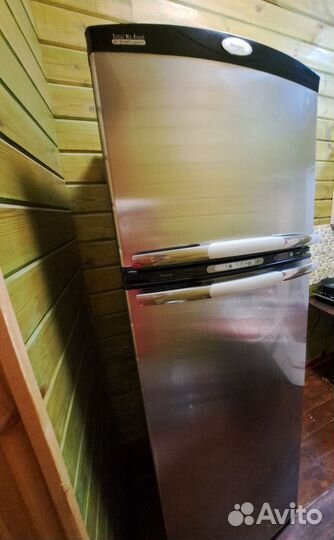 Холодильник бу whirlpool