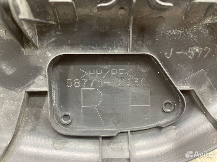 Заглушка обшивки багажника задняя правая Toyota