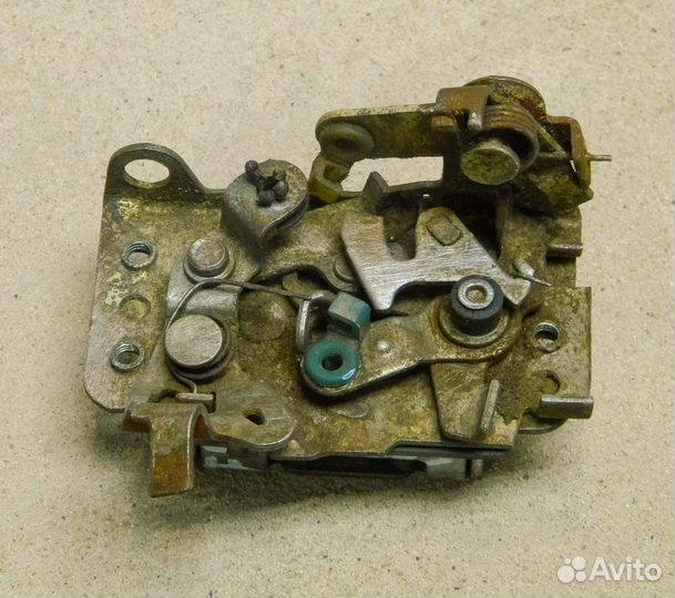 Замок двери передней правой Nexia