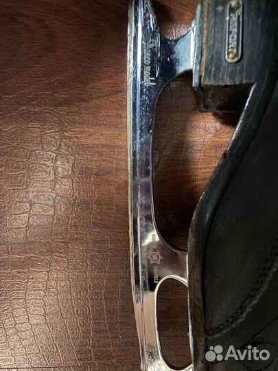 Фигурные коньки risport