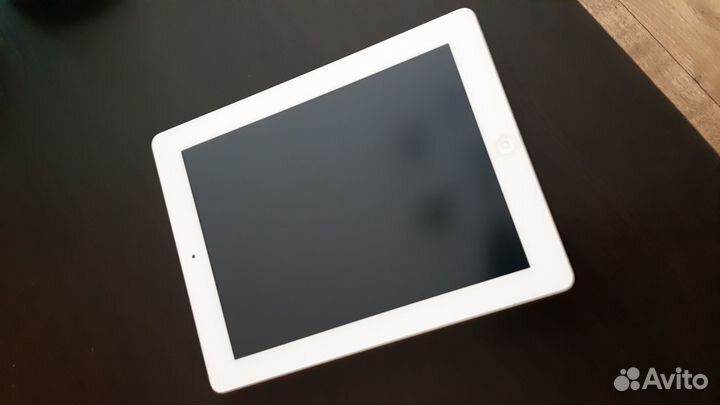 Продам планшет Apple iPad 2 32гб (в идеале)