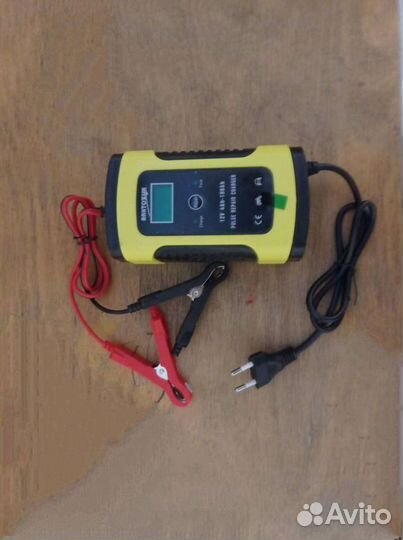 Зарядное устройство