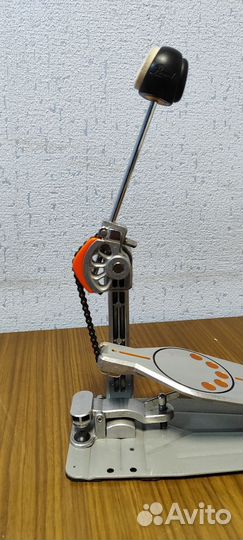 Pearl P-930 педаль для бас бочки