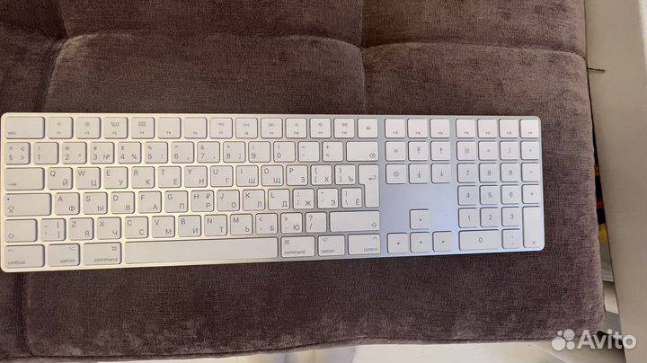 Клавиатура Apple