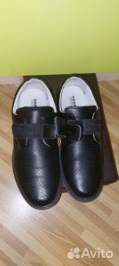 Туфли школьные(новые) на мальчика 34 р