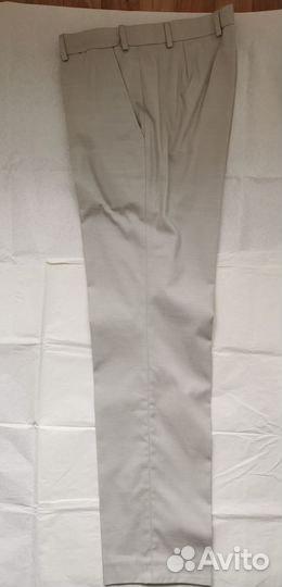 Мужские бежевые брюки