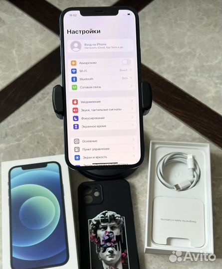iPhone 12, 64 ГБ