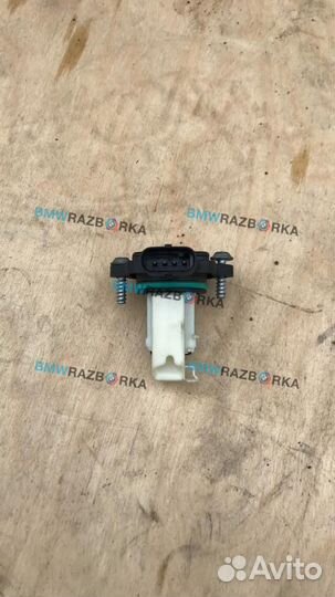 Расходомер воздуха BMW 5 F07/F10/F11 2011