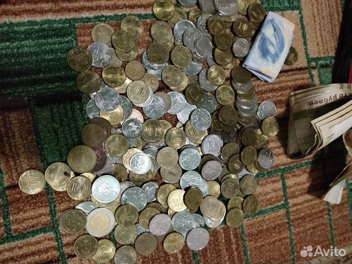 Продам монеты города славы РФ