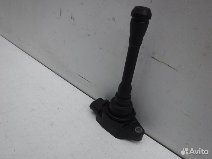 Катушка зажигания Nissan Juke 2011