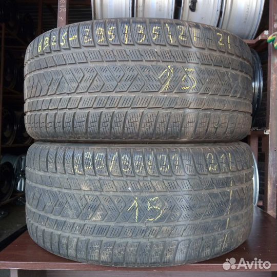 Pirelli Scorpion Winter 295/35 R21
