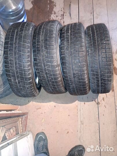 Bridgestone Blizzak DM-V1 165/65 R14