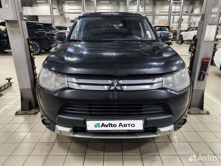 Mitsubishi Outlander 2.0 CVT, 2014, 311 000 км